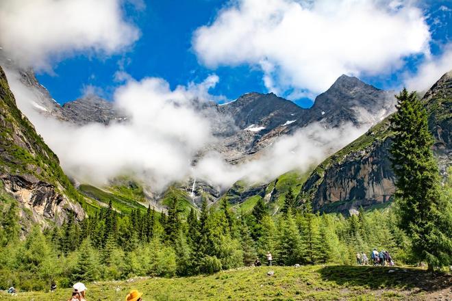 毕徒步地理手册：沉浸式穿越神山秘境新葡京此生必走！收好四姑娘山长穿(图20)