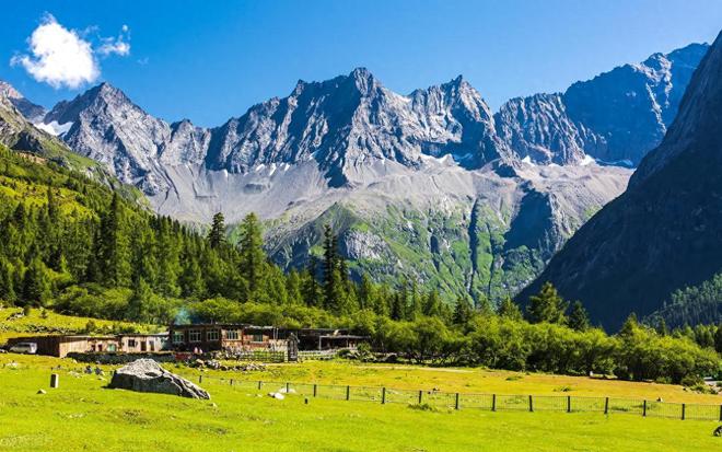 毕徒步地理手册：沉浸式穿越神山秘境新葡京此生必走！收好四姑娘山长穿(图17)